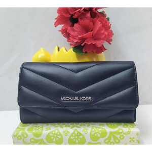 Michael Kors Jet Set Travel Black Quilted Leather Trifold Wallet - NWT $298